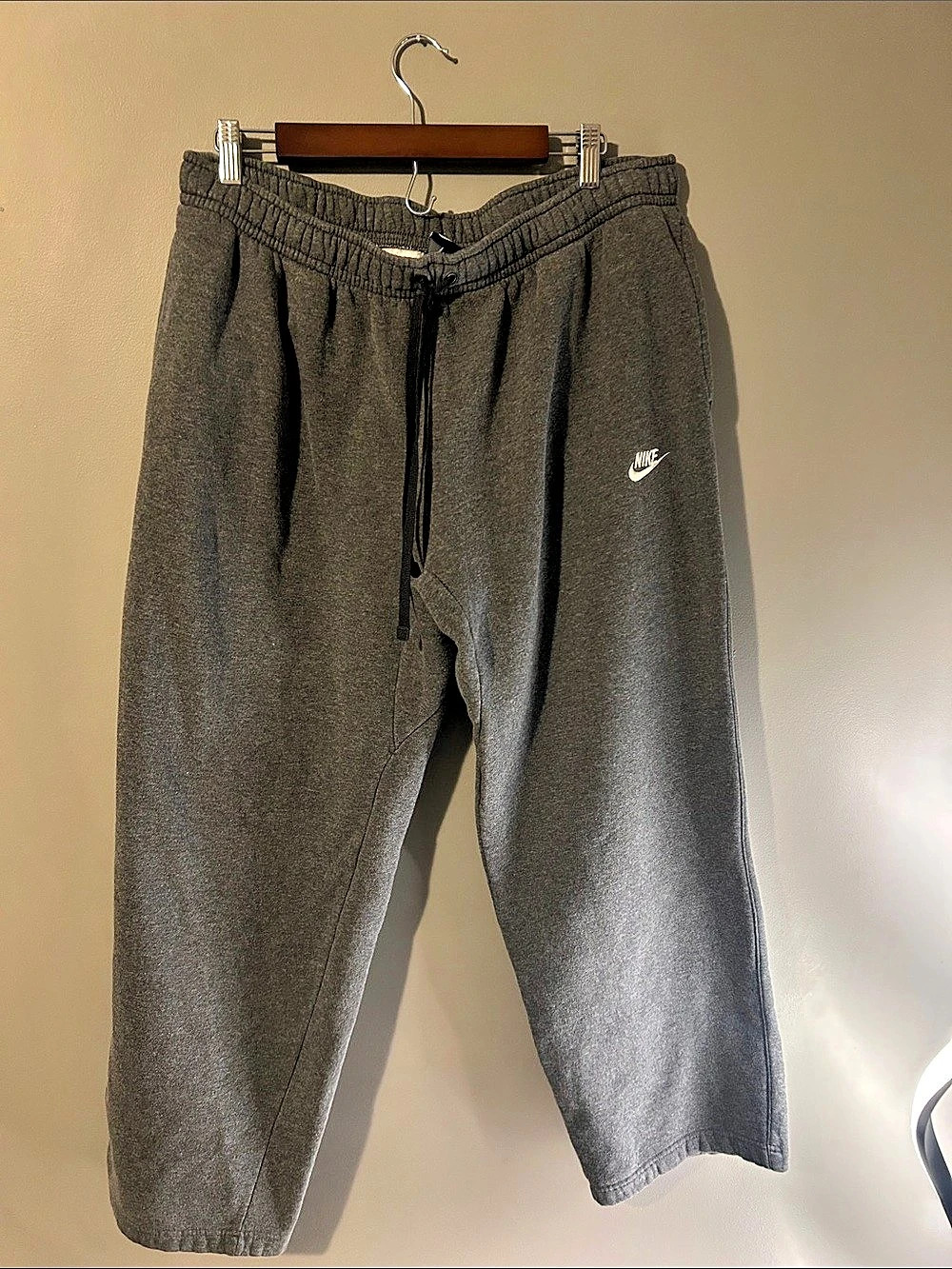 Nike Men’s Gray Jogger Pants Size 3XL